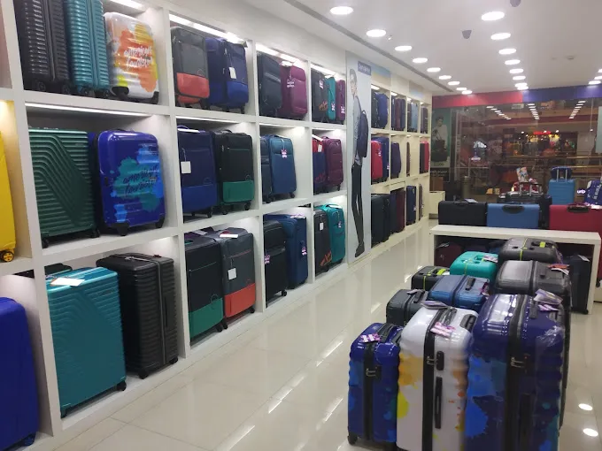Samsonite / American tourister